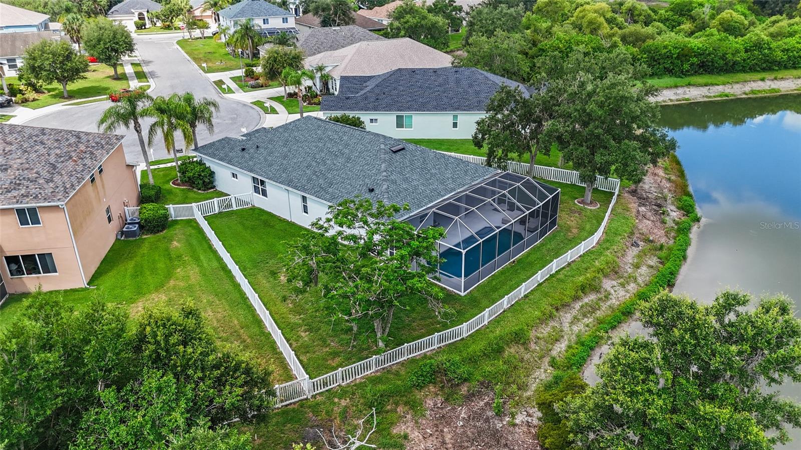 4527 FERRYS MILL PL — photo 48