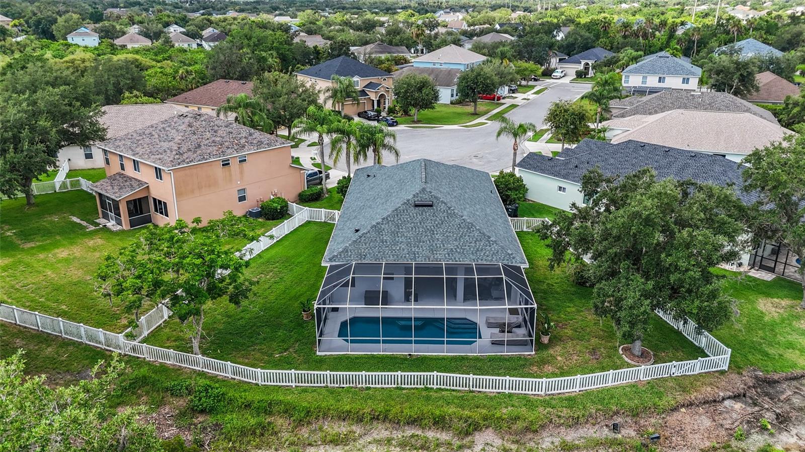 4527 FERRYS MILL PL — photo 47