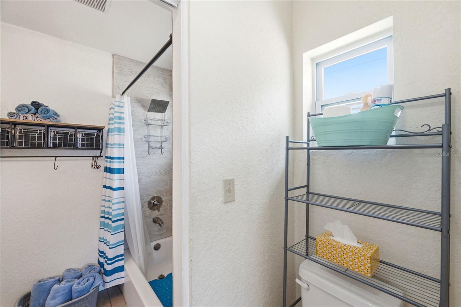 8685 MAGNOLIA DR — photo 24