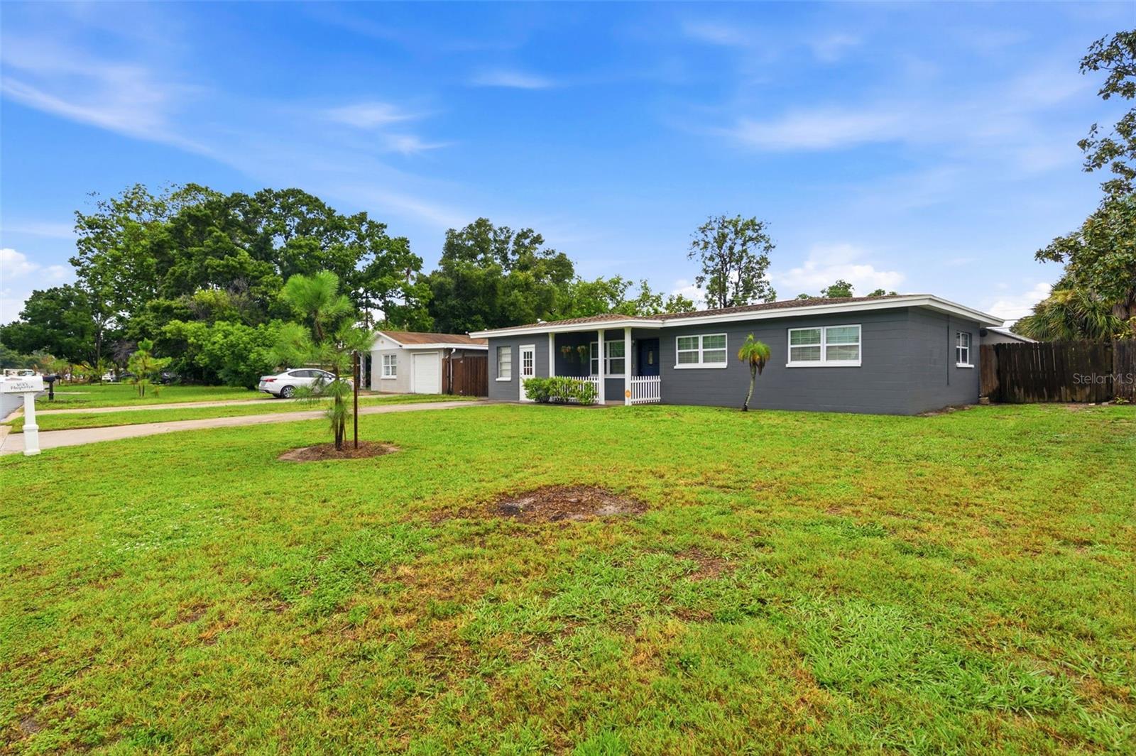 8685 MAGNOLIA DR — photo 36