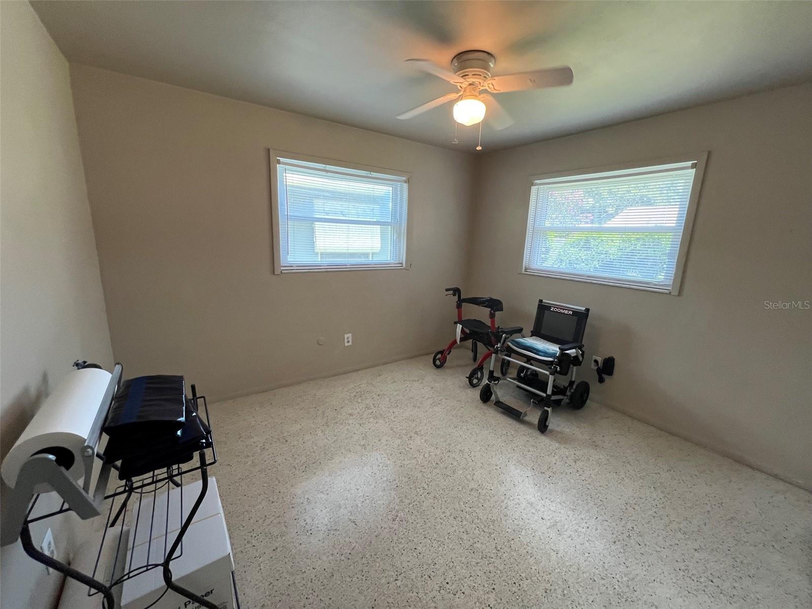 2133 INDIGO DR — photo 29