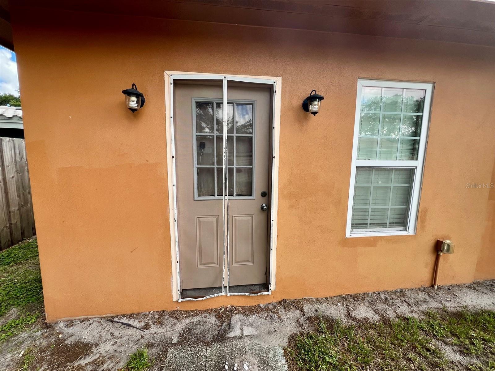 2133 INDIGO DR — photo 30