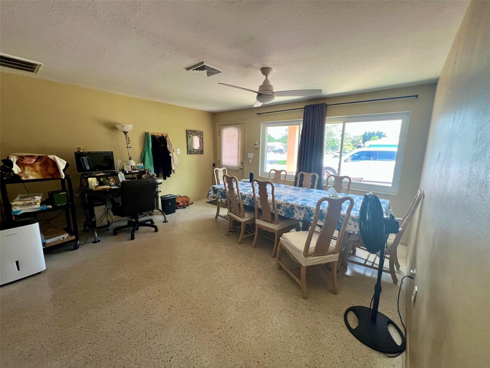 2133 INDIGO DR — photo 6