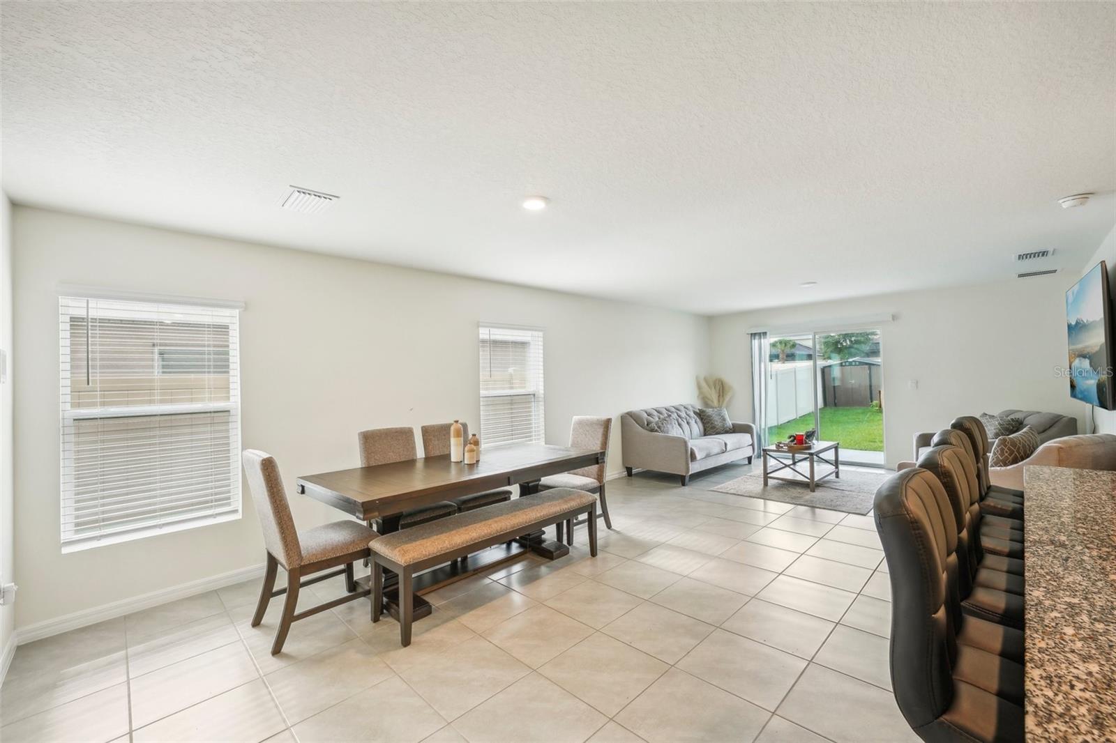 11637 SAW PALMETTO LN — photo 2