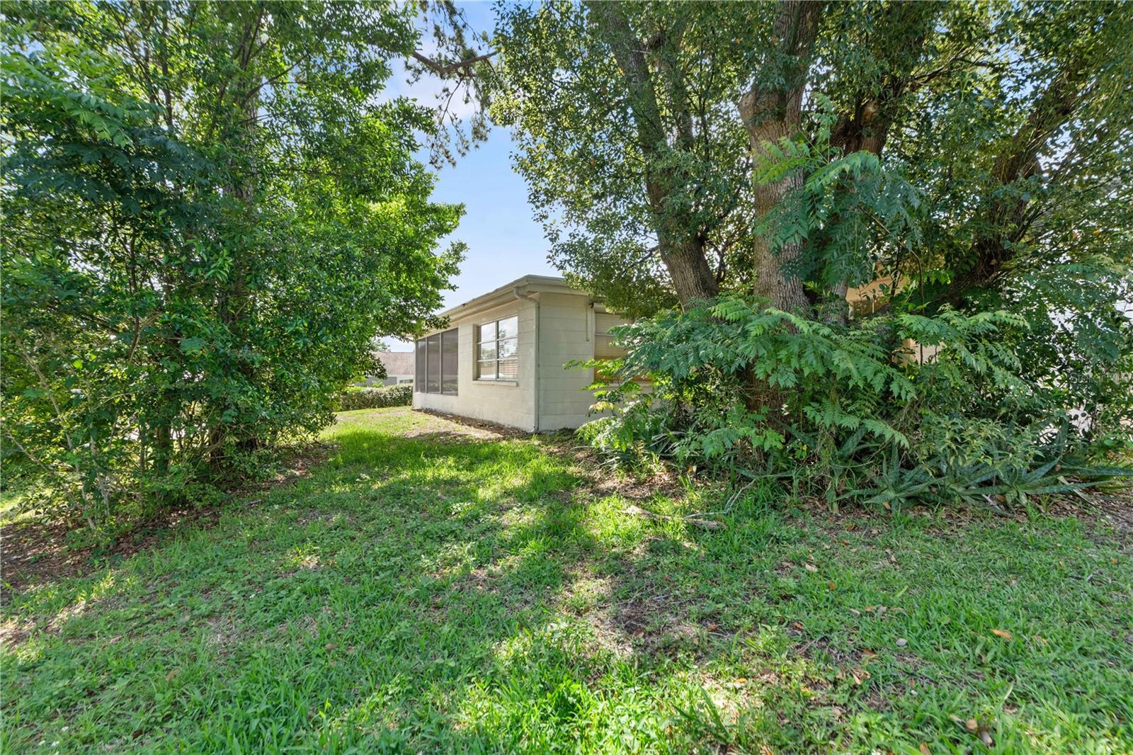 8517 SUNFLOWER LN — photo 29