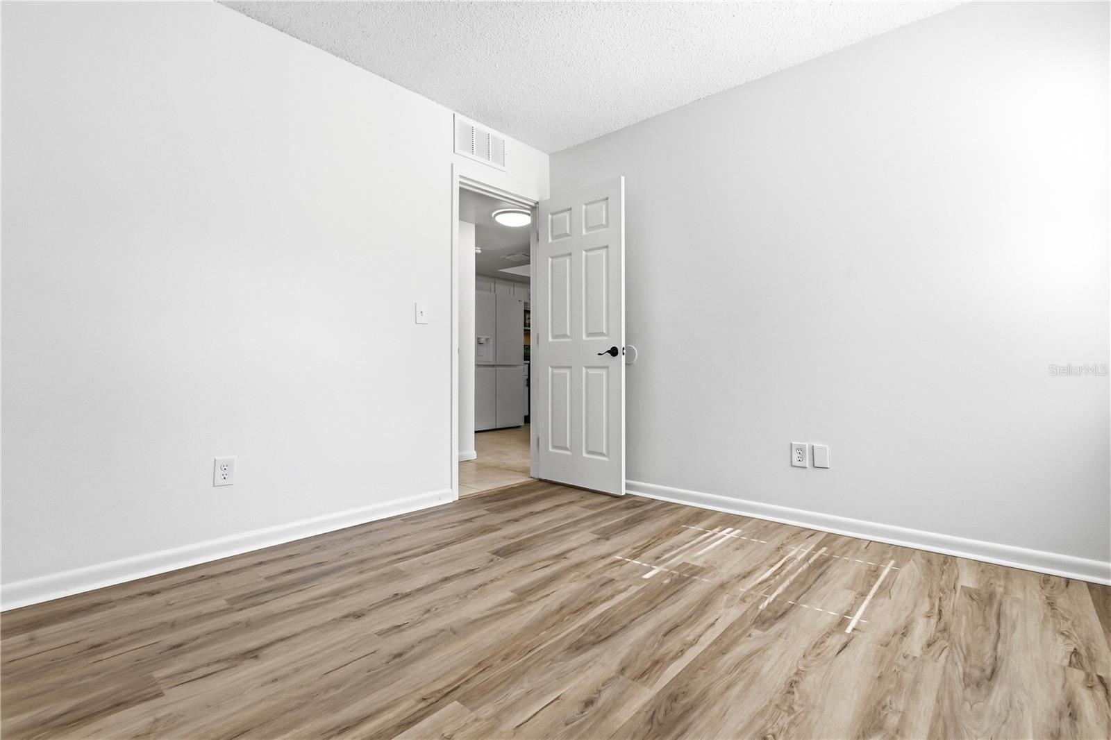 2628 CEDAR VIEW CT — photo 23