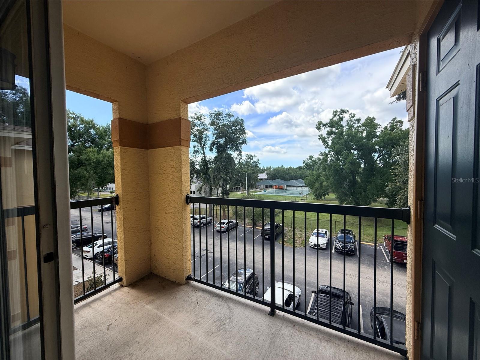 5618 PINNACLE HEIGHTS CIR #305 — photo 16