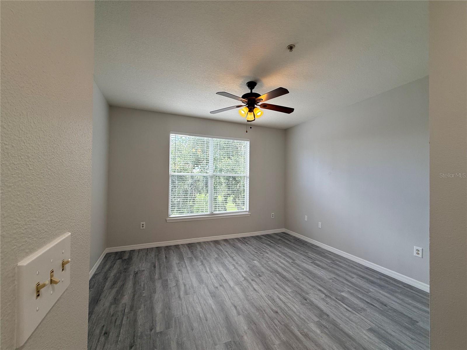 5618 PINNACLE HEIGHTS CIR #305 — photo 11