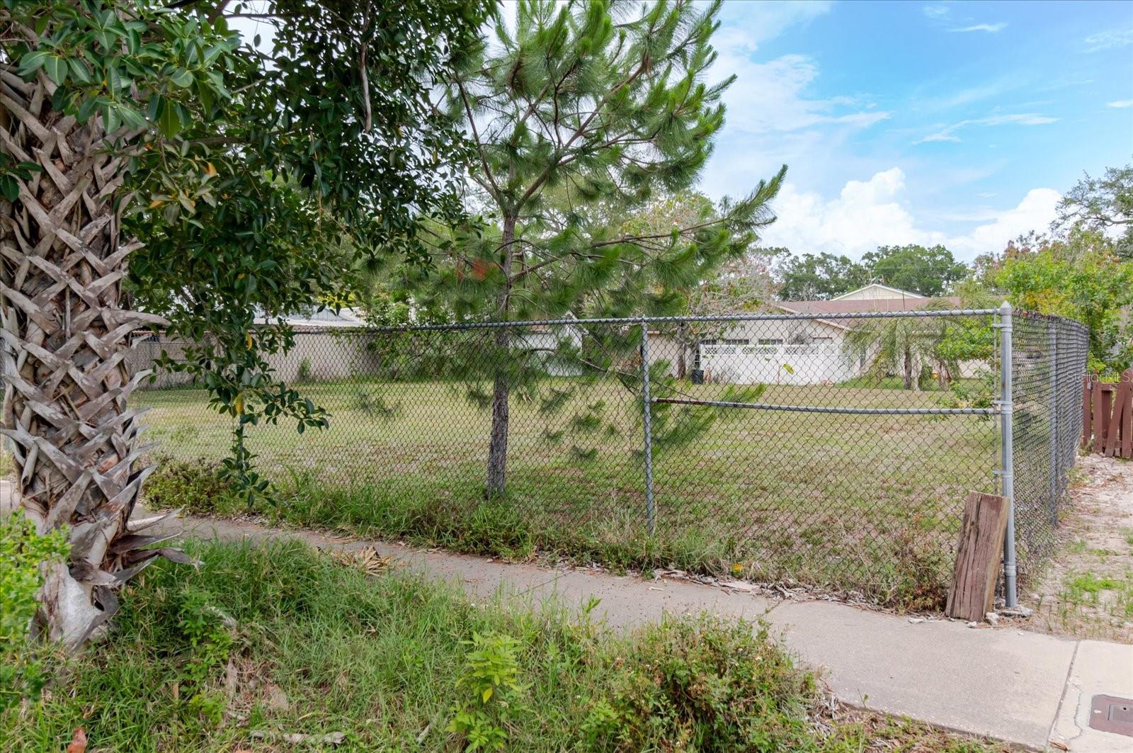 7210 S SHERRILL ST — photo 10
