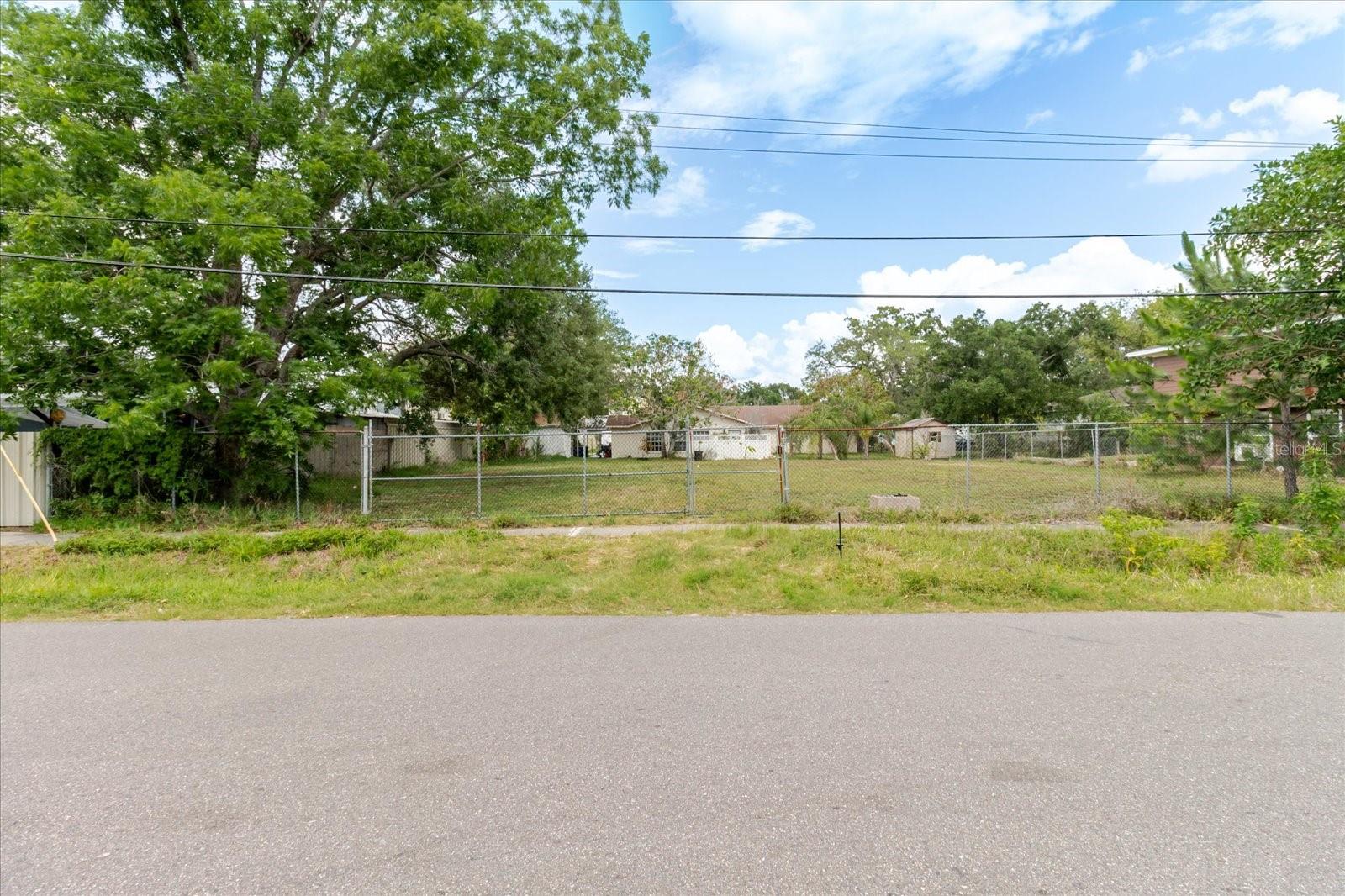7208 S SHERRILL — photo 11