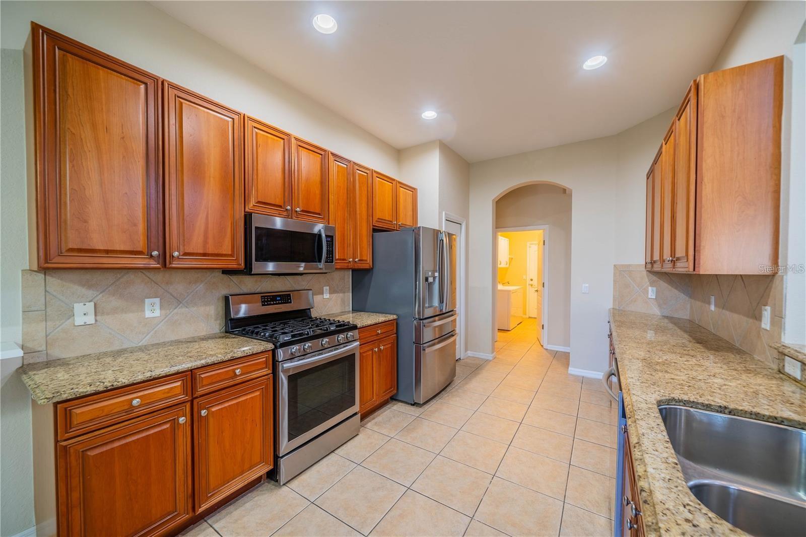 445 NOBLE FAIRE DR — photo 5