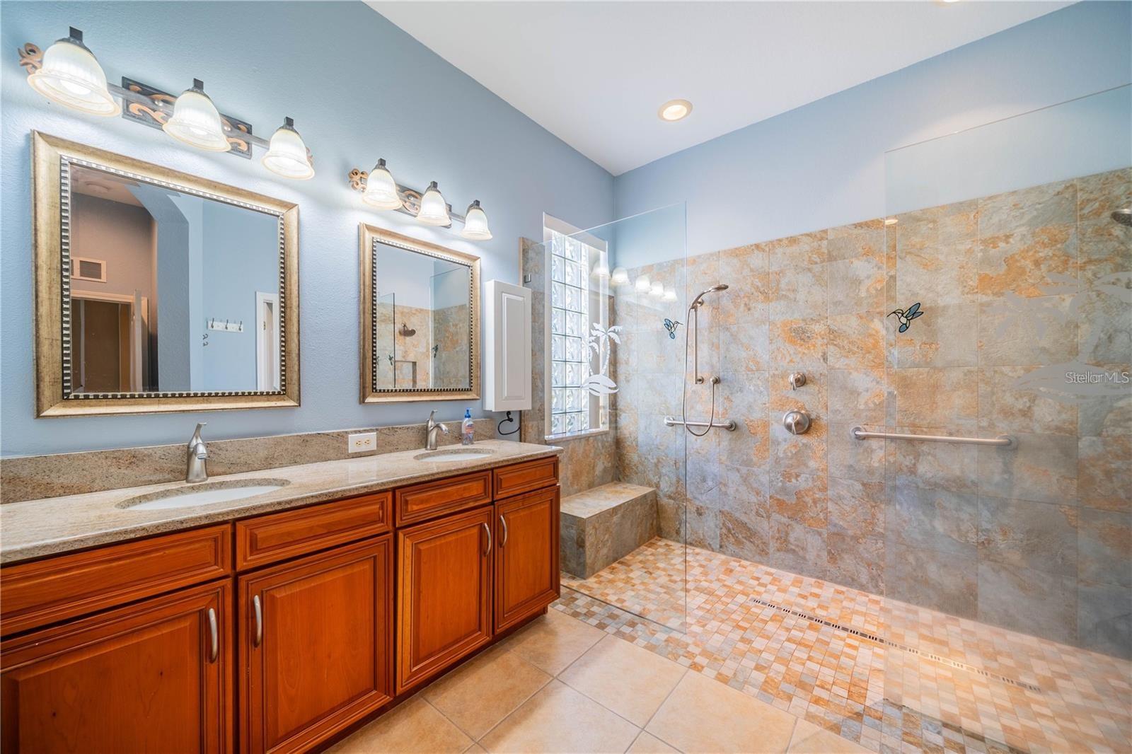 445 NOBLE FAIRE DR — photo 17