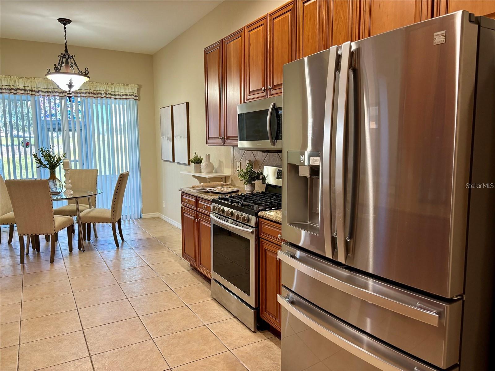 445 NOBLE FAIRE DR — photo 6