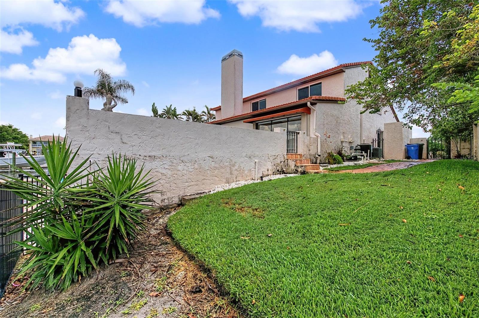 7011 PELICAN ISLAND DR — photo 27
