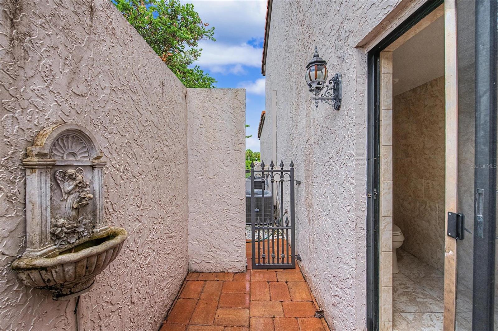 7011 PELICAN ISLAND DR — photo 61