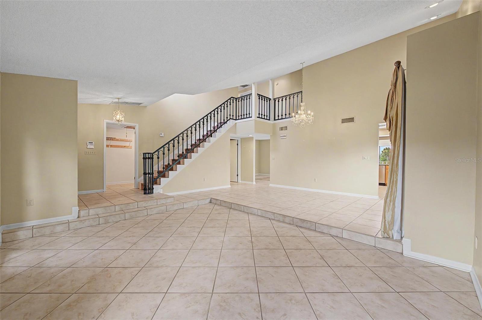 7011 PELICAN ISLAND DR — photo 31