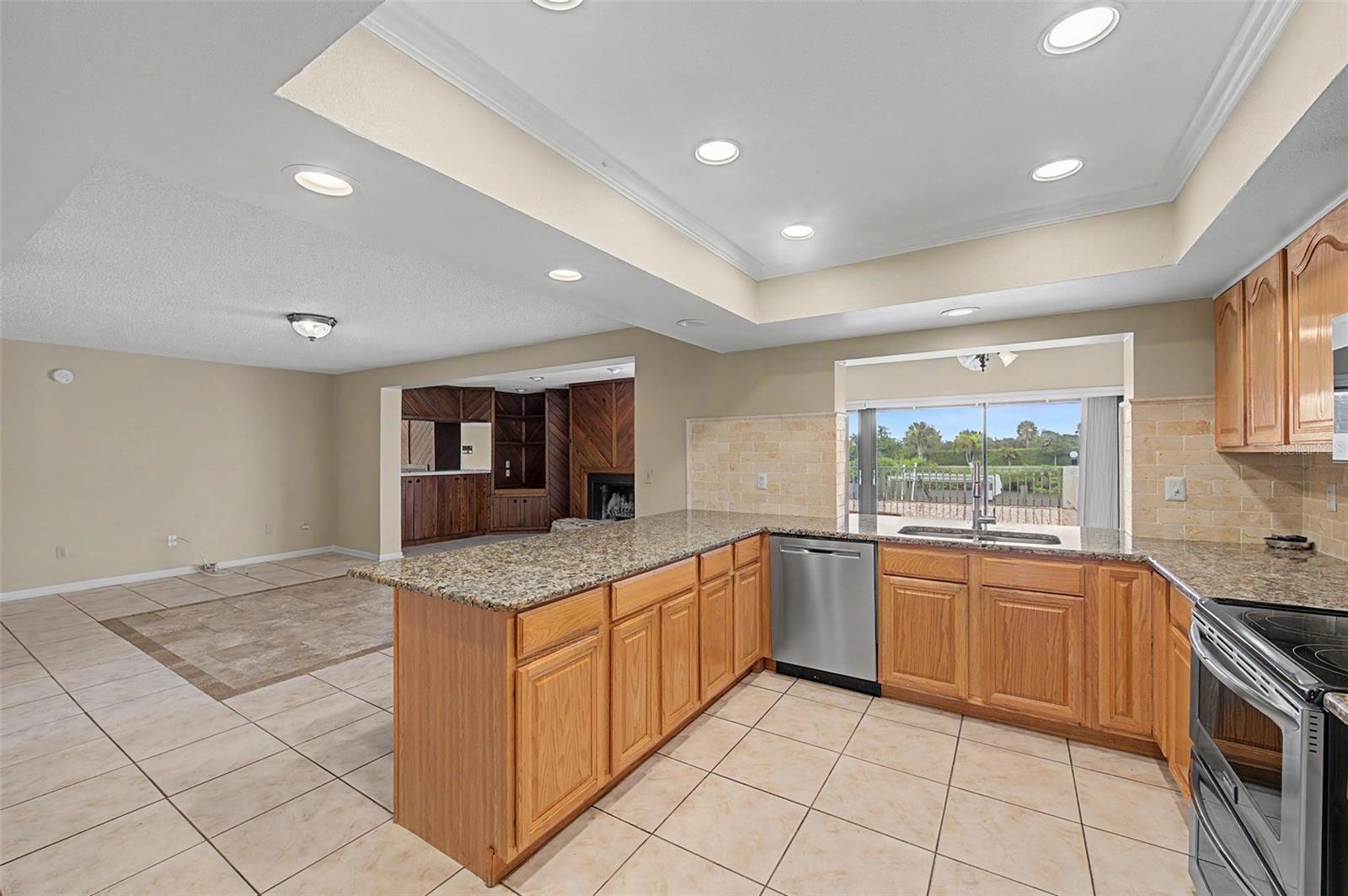 7011 PELICAN ISLAND DR — photo 50