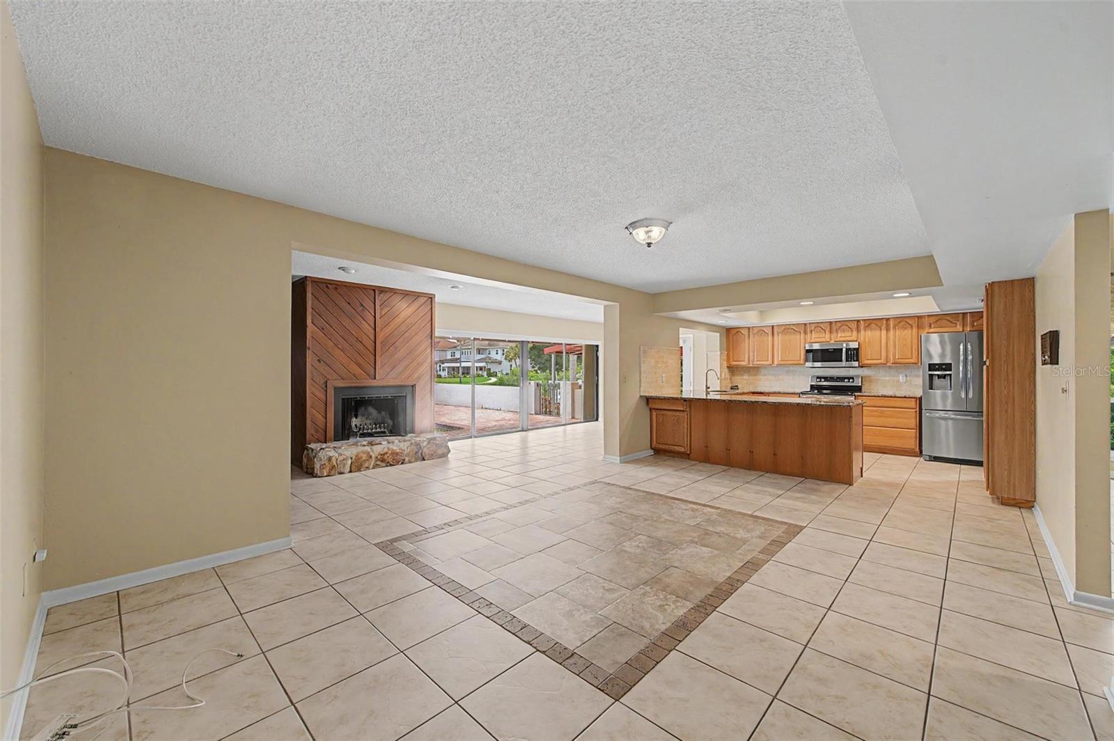 7011 PELICAN ISLAND DR — photo 38