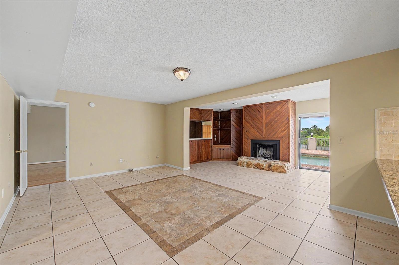 7011 PELICAN ISLAND DR — photo 34