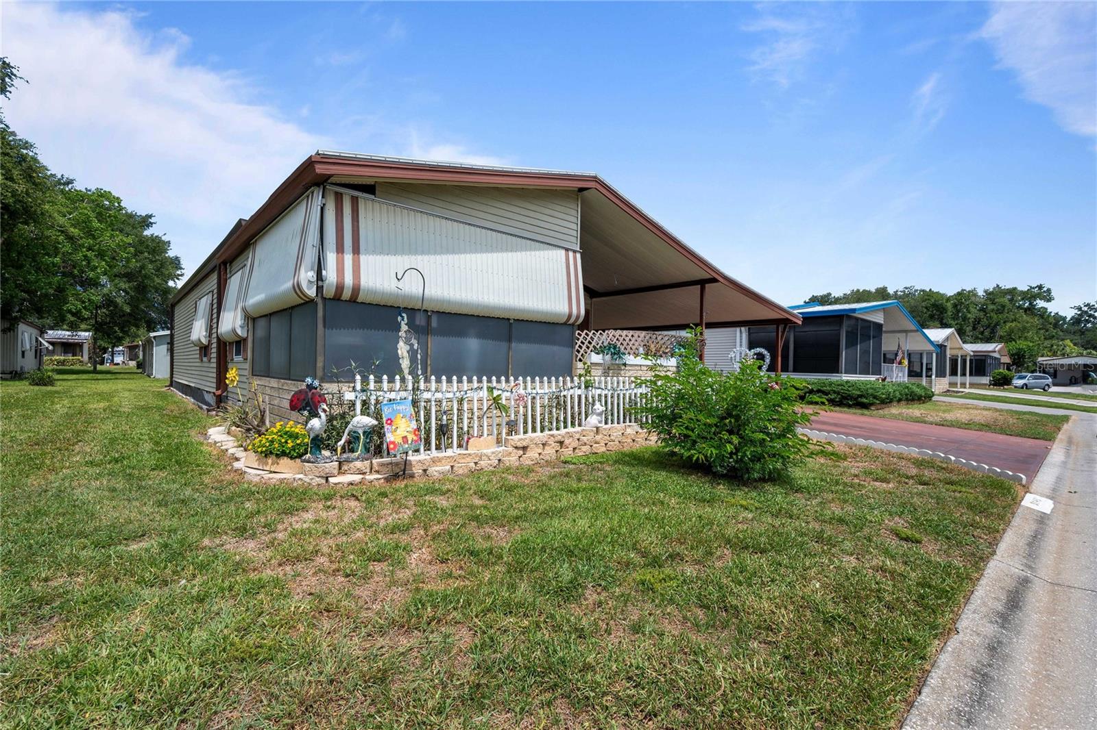 3145 GREAT OAK ST — photo 6