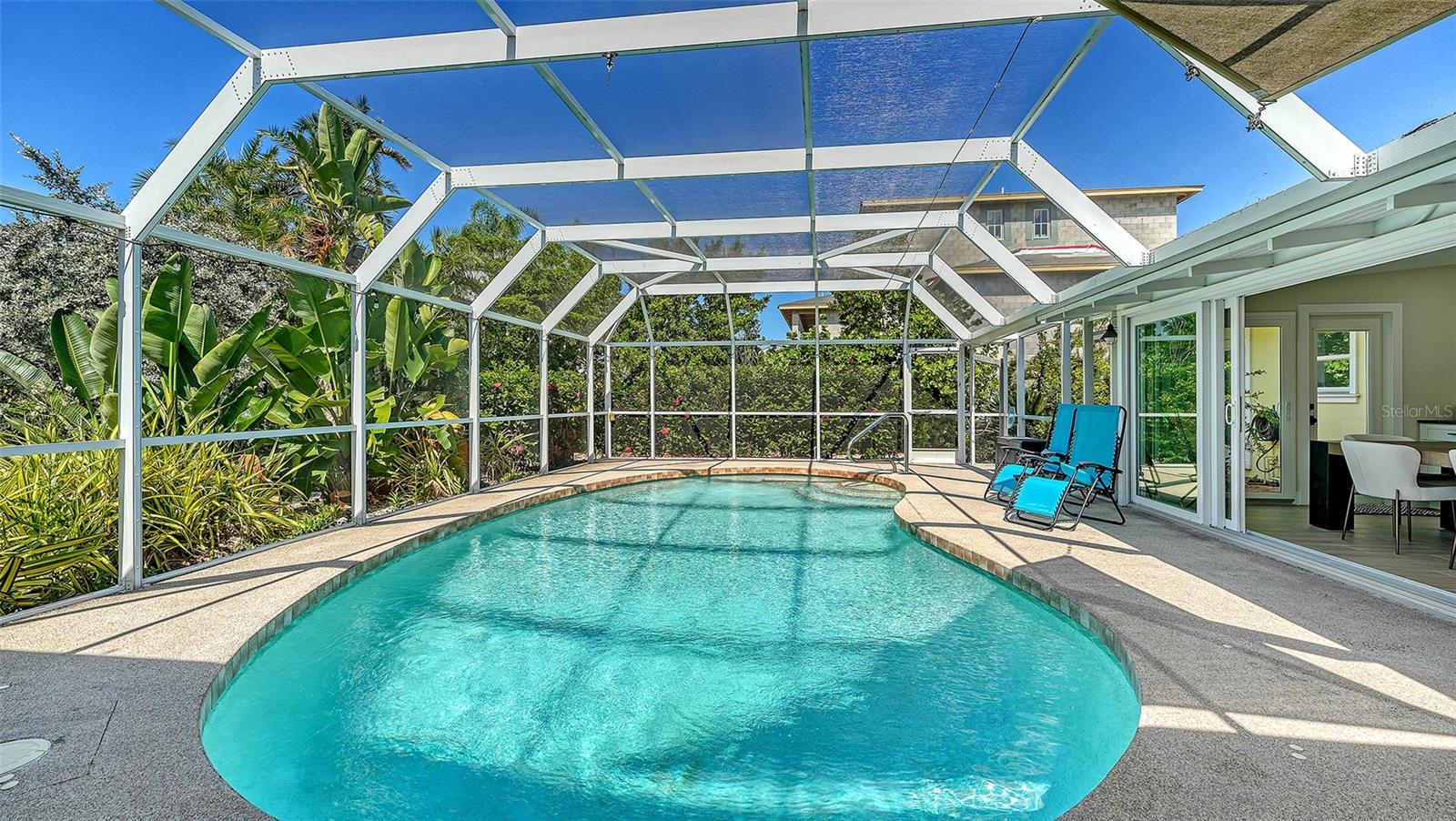 602 BUTTONWOOD DR — photo 45