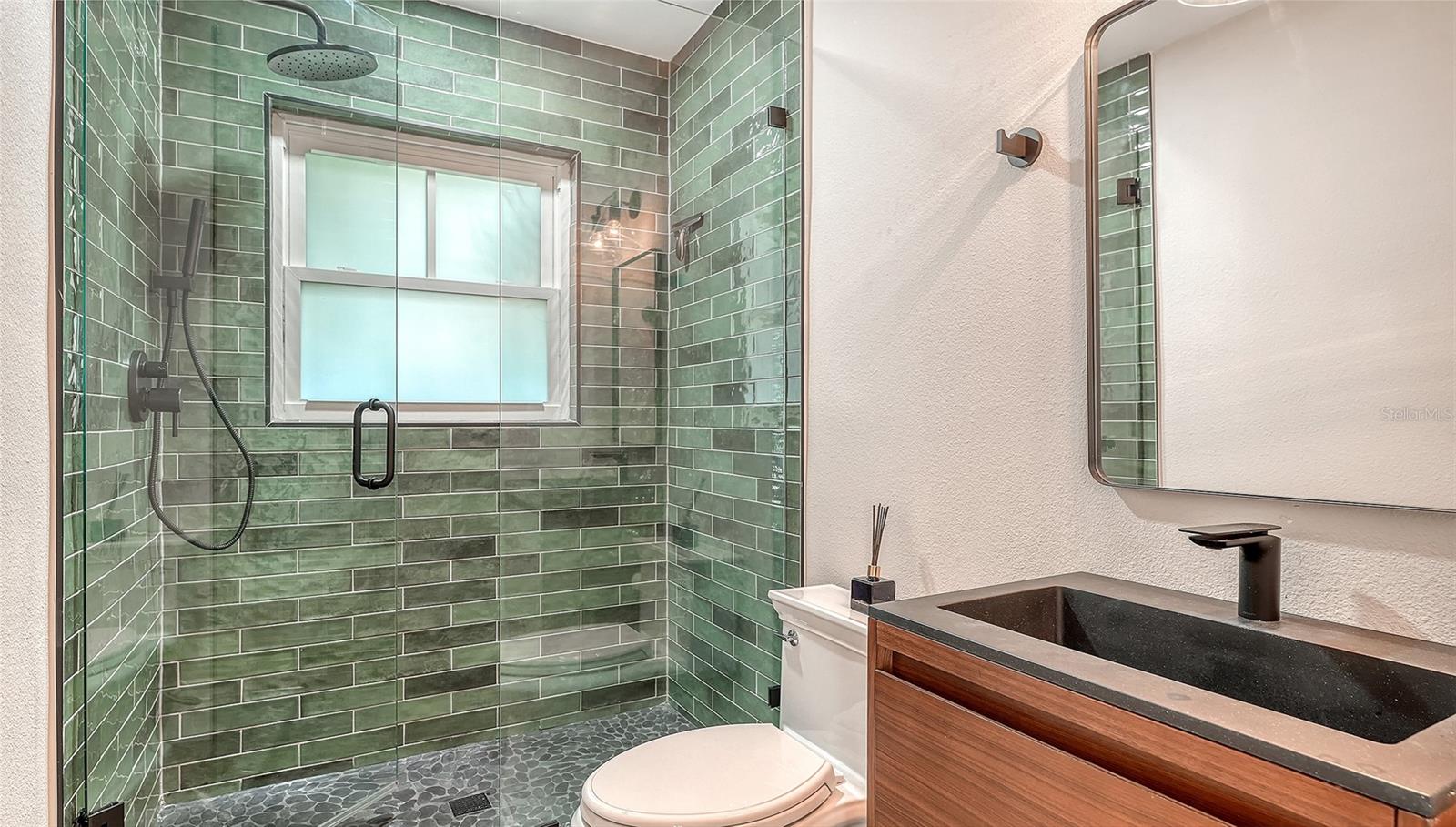 602 BUTTONWOOD DR — photo 41