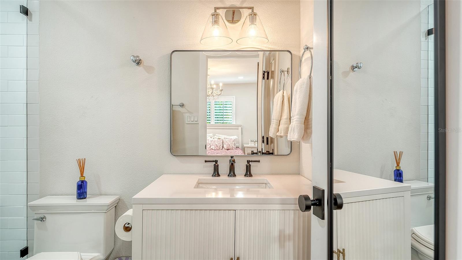 602 BUTTONWOOD DR — photo 37