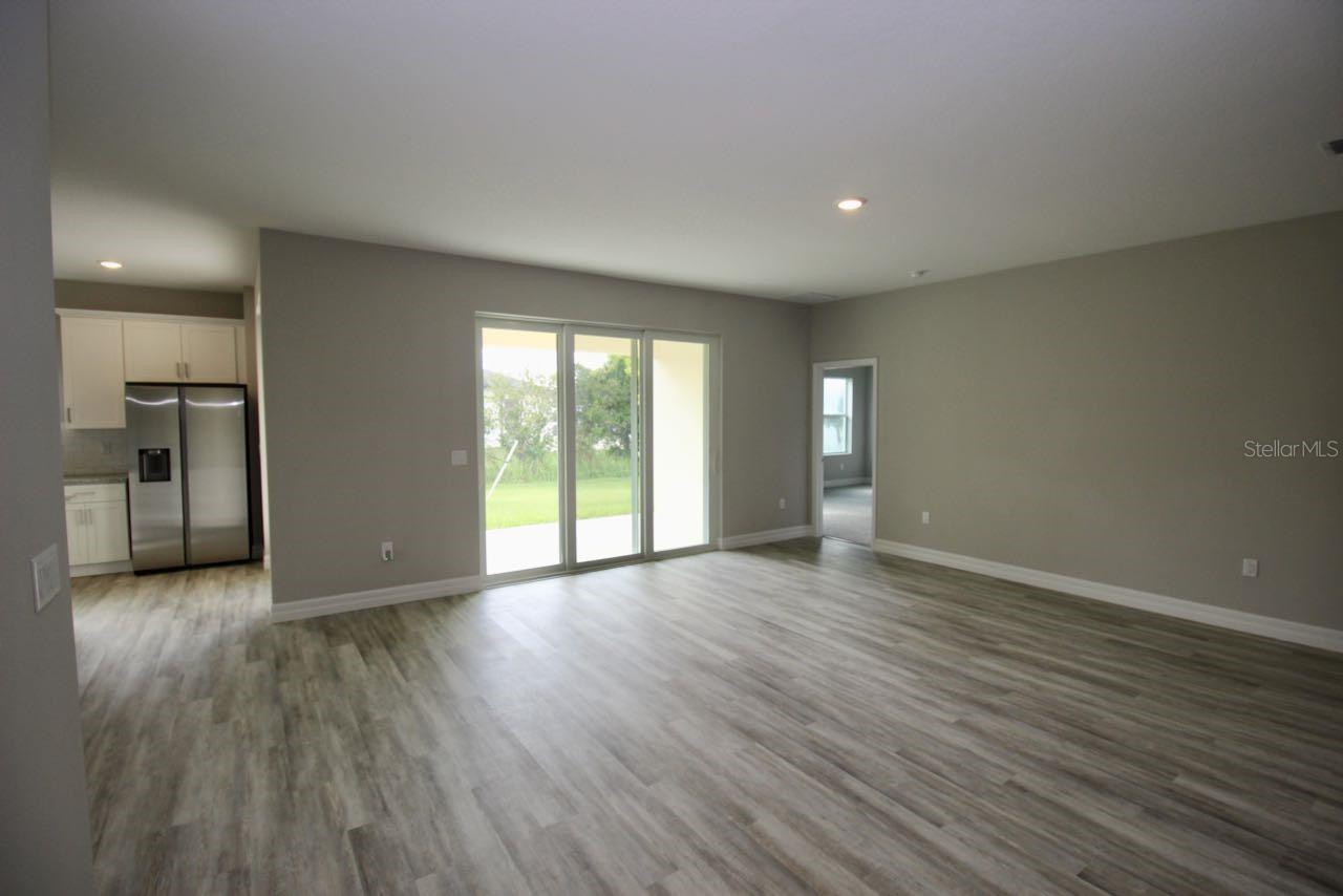 4175 POLYNESIA RD — photo 4