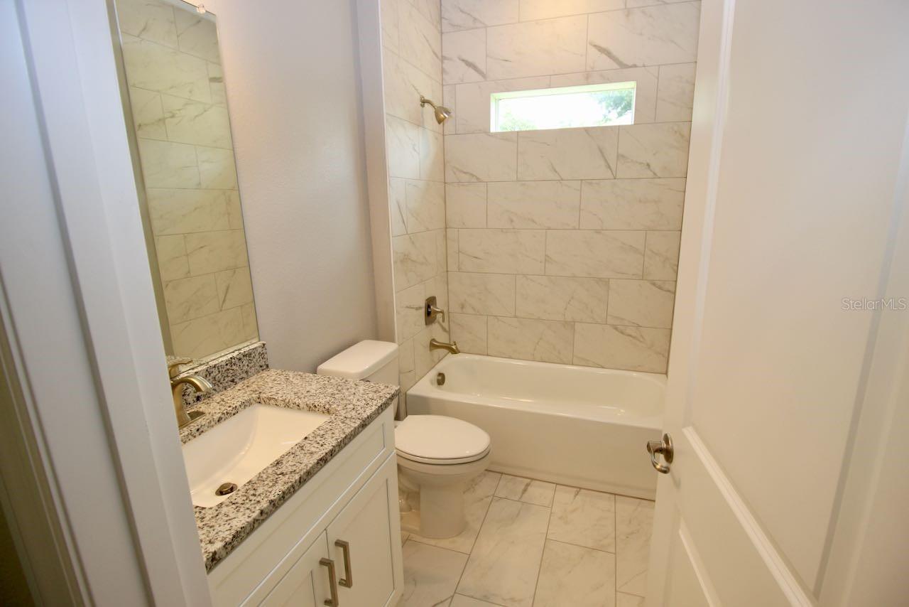 4175 POLYNESIA RD — photo 10