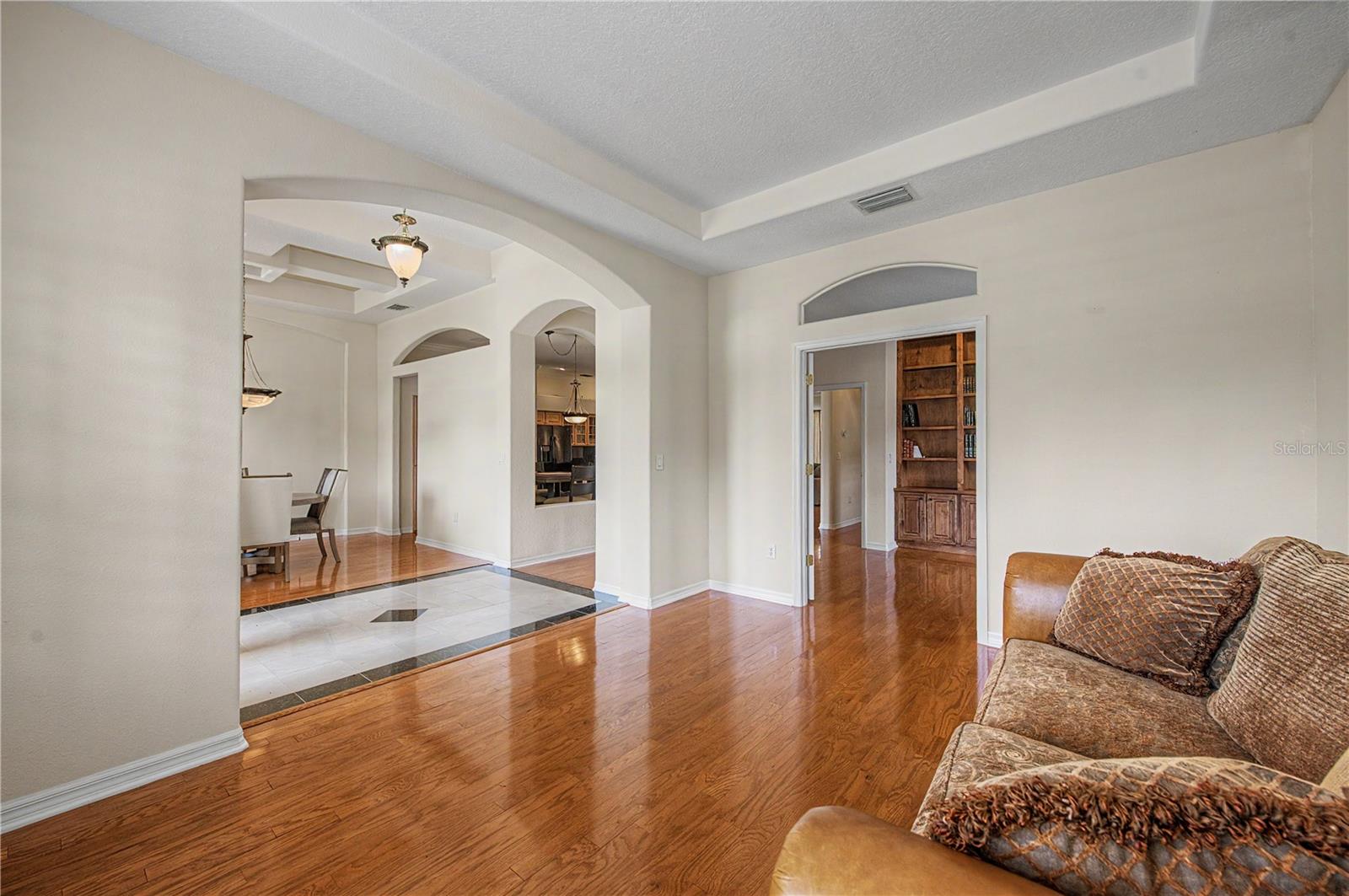 18615 CHEMILLE DR — photo 10