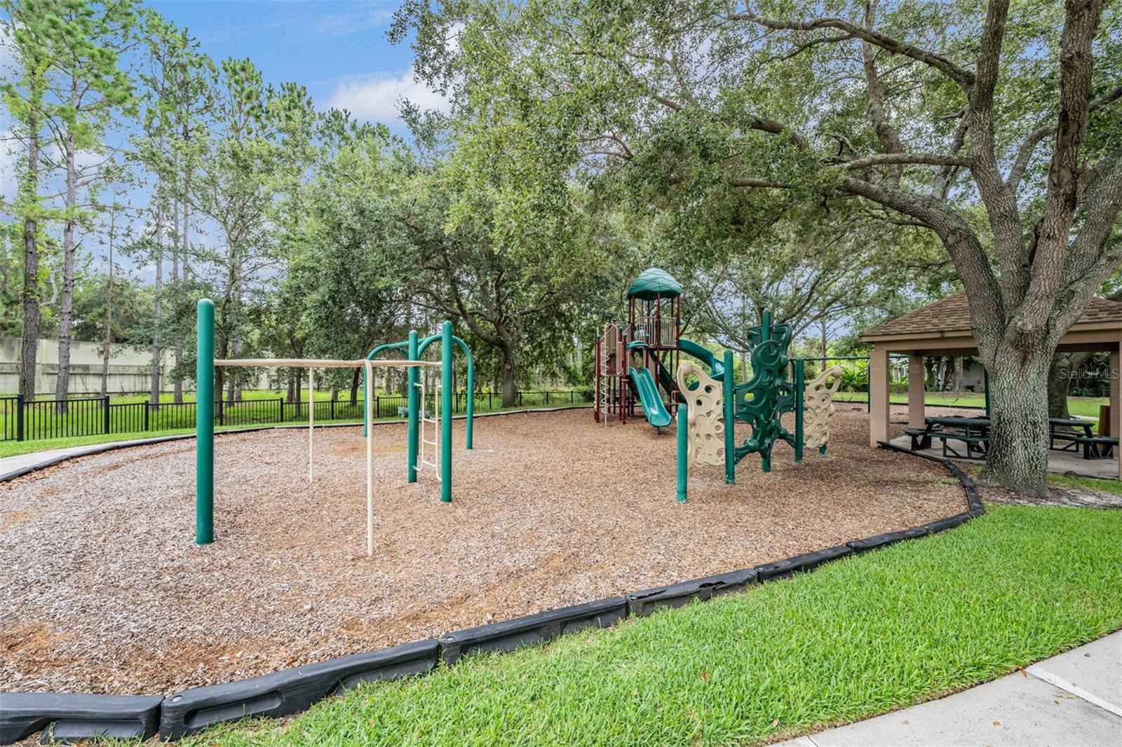 18615 CHEMILLE DR — photo 39
