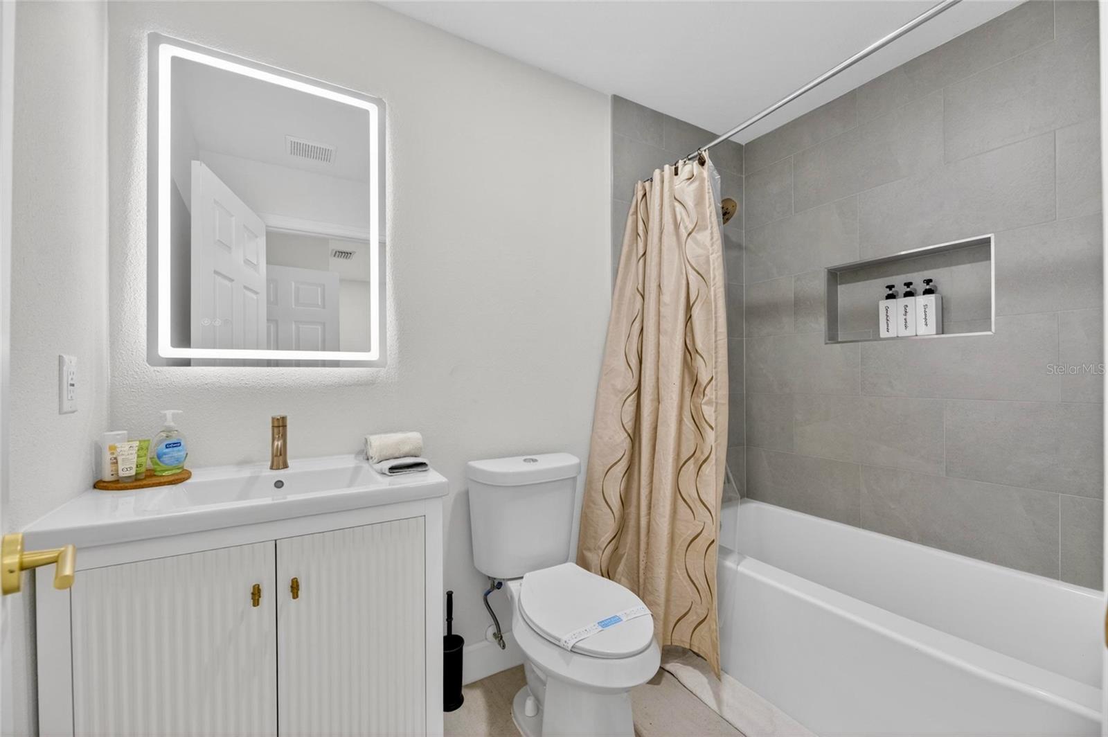 17309 LINDA VISTA CIR — photo 35
