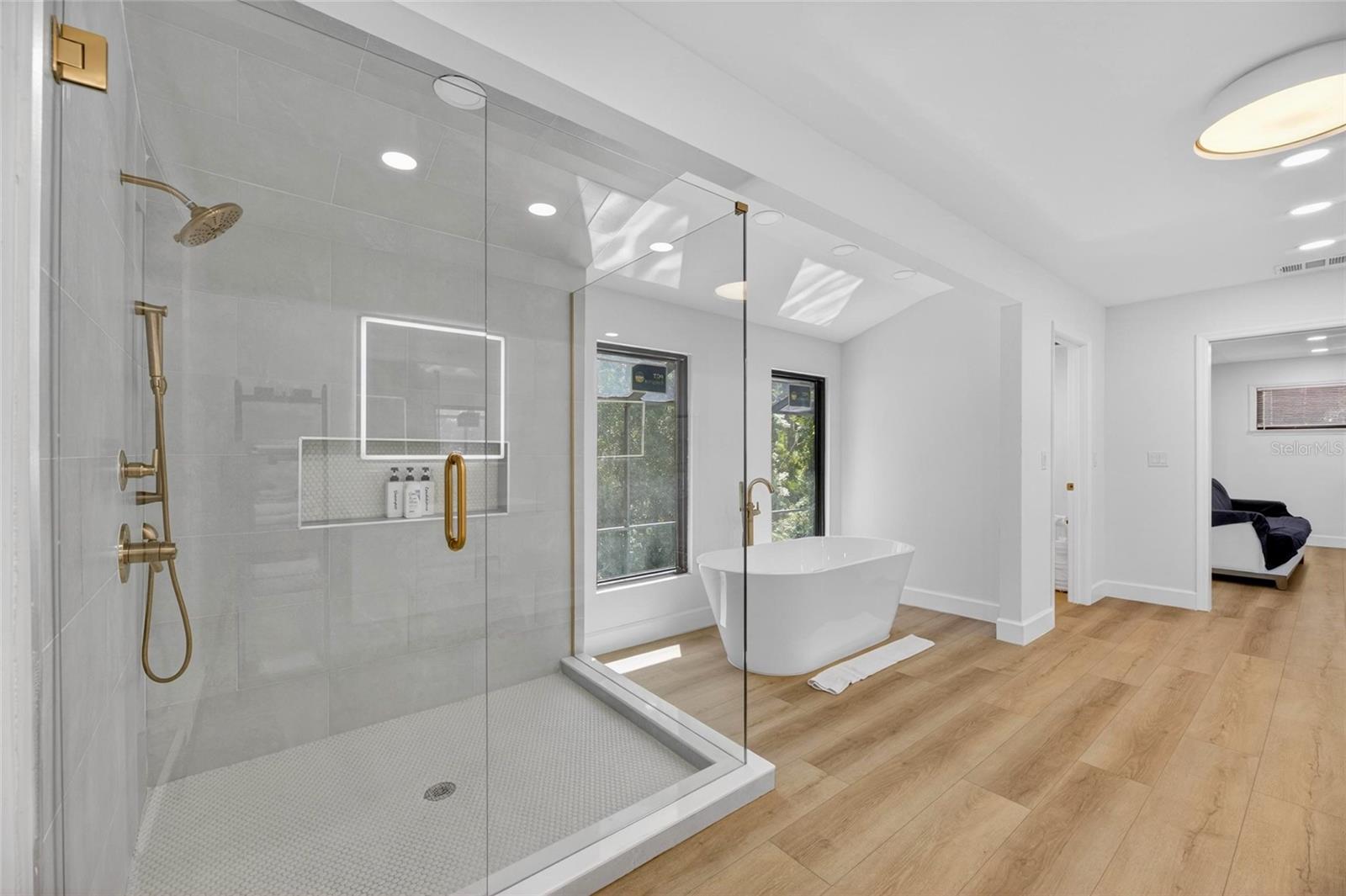 17309 LINDA VISTA CIR — photo 40