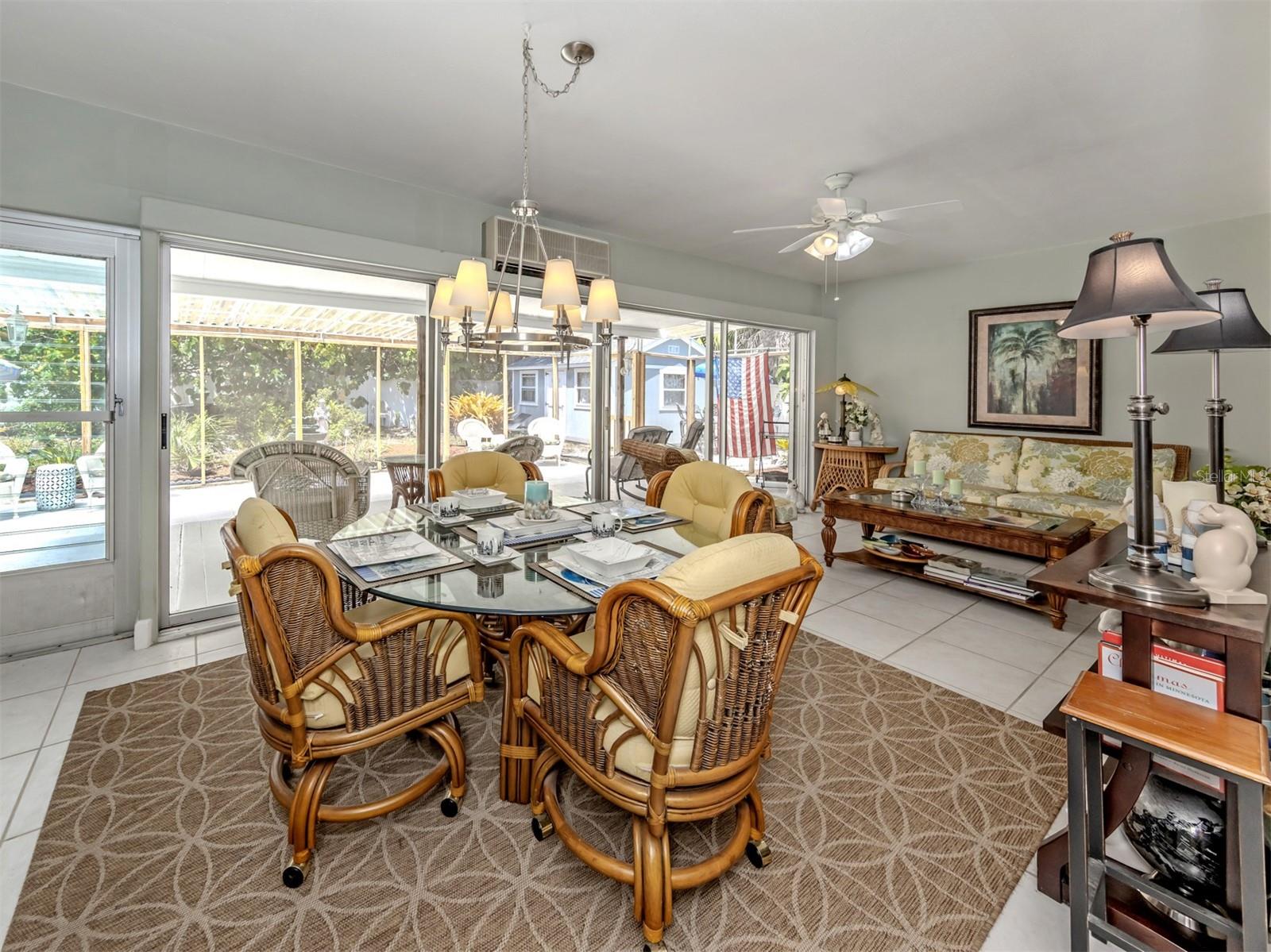 814 GUILD DR — photo 24