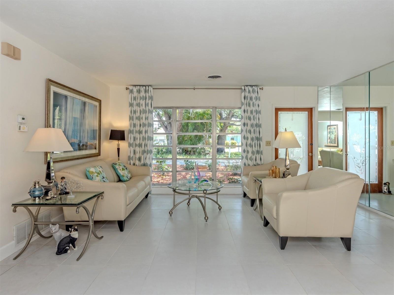 814 GUILD DR — photo 3