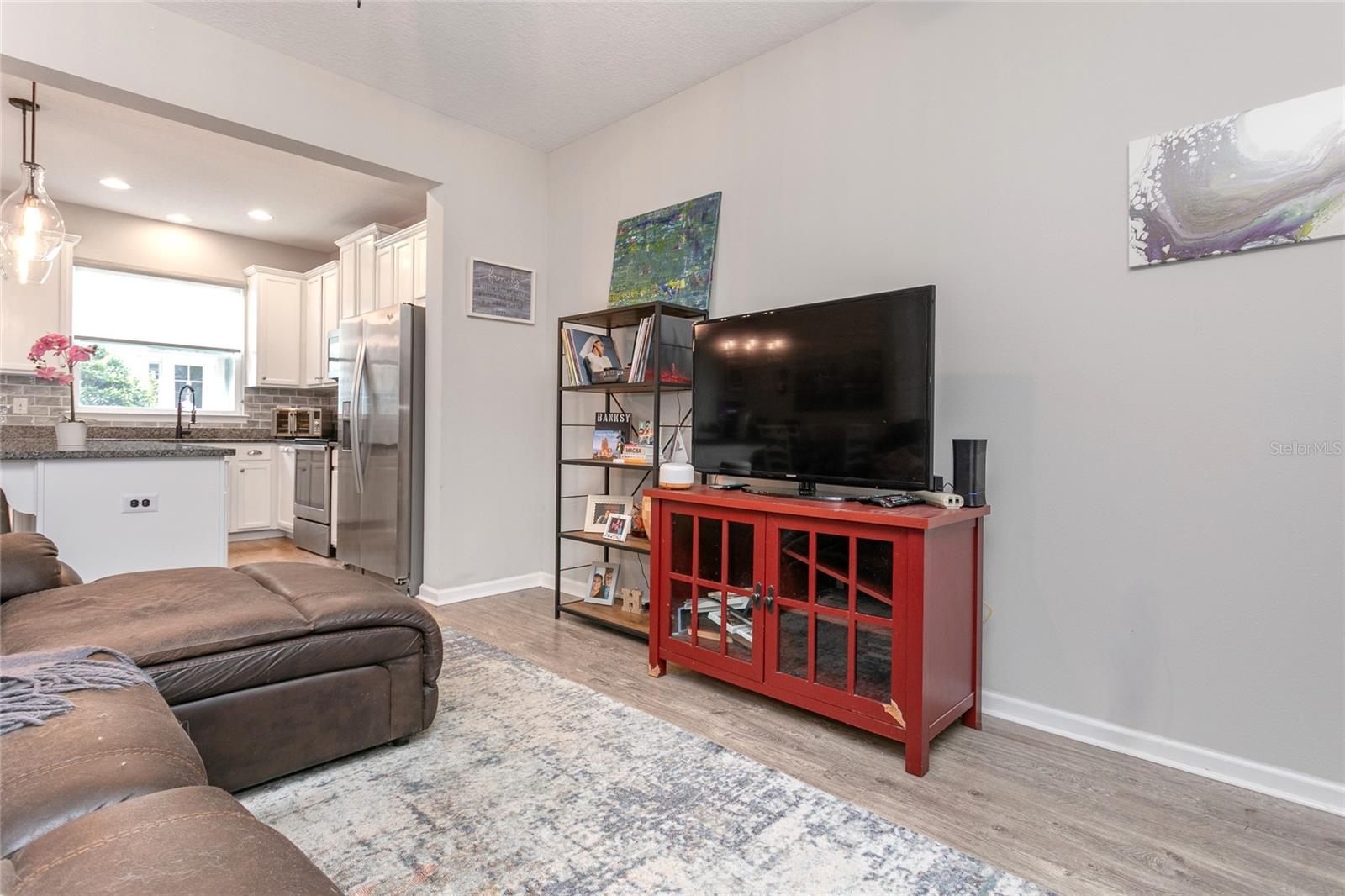 5038 SUNNYSIDE LN — photo 13