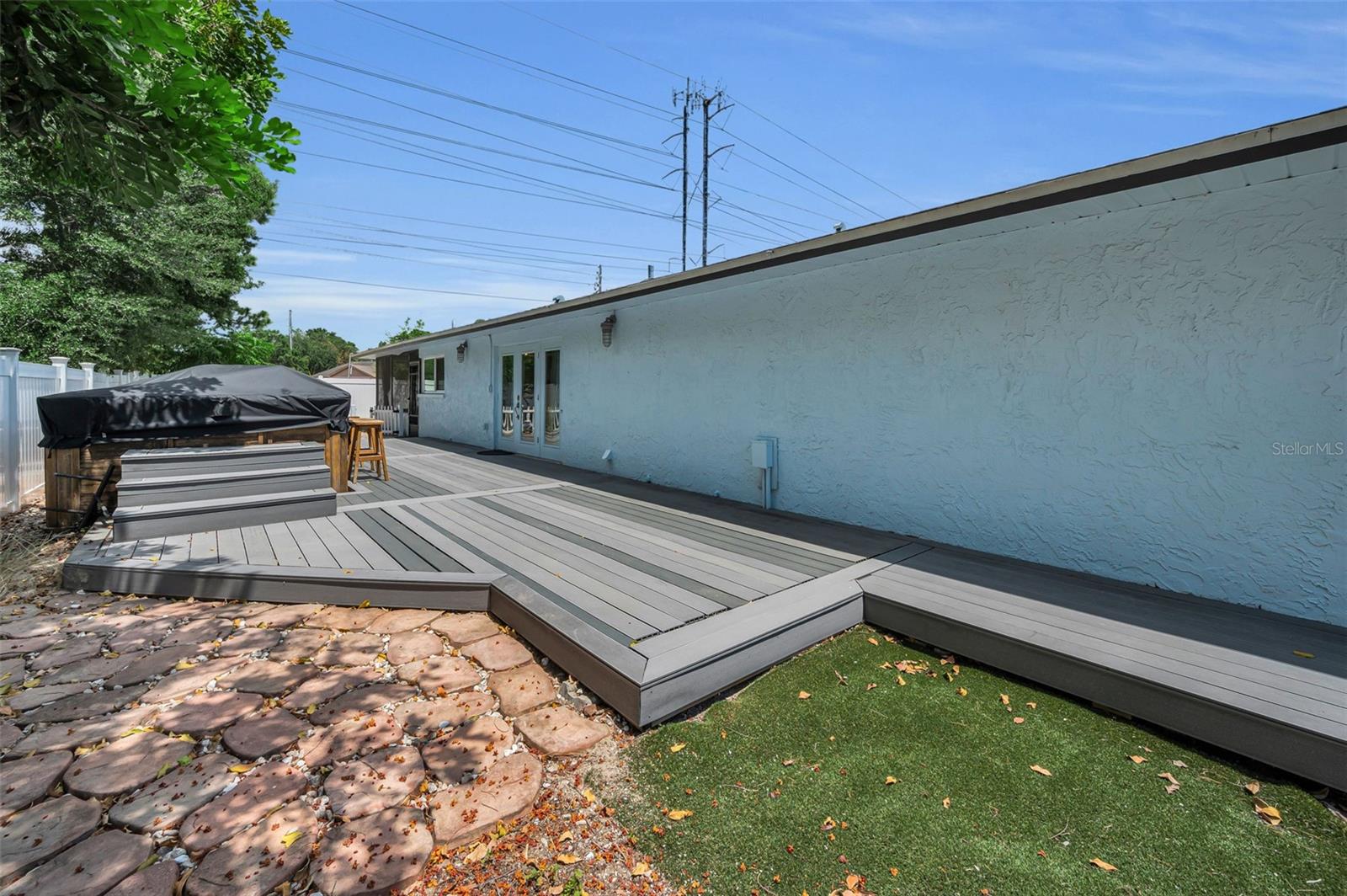 505 WHISPERING OAK DR — photo 49