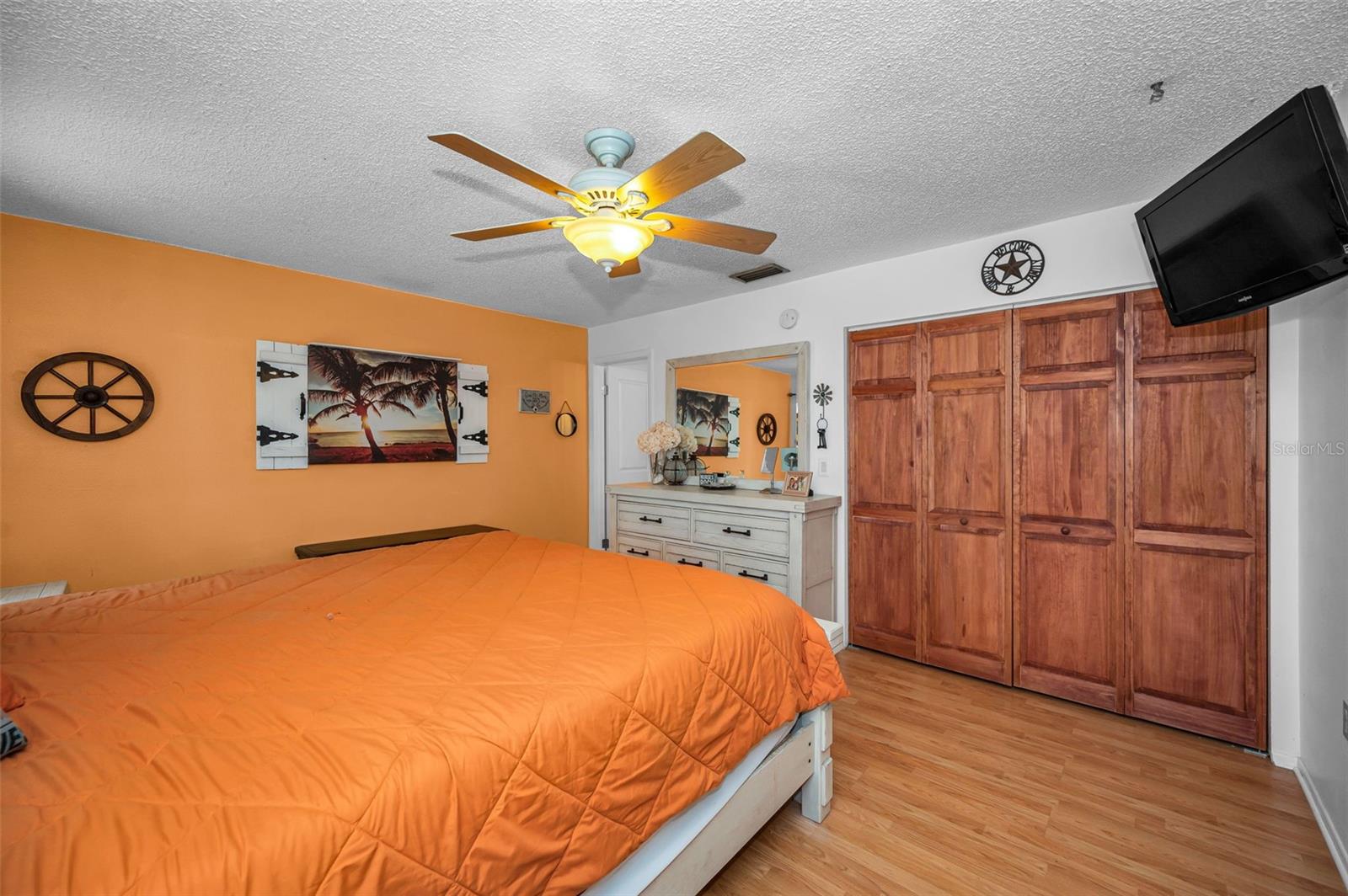 505 WHISPERING OAK DR — photo 29