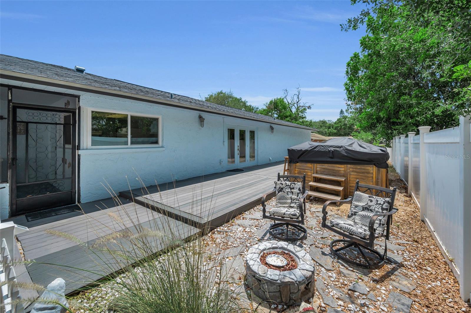 505 WHISPERING OAK DR — photo 43