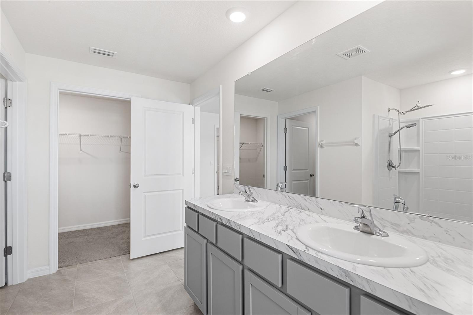 5106 PLUMERIA DR — photo 13