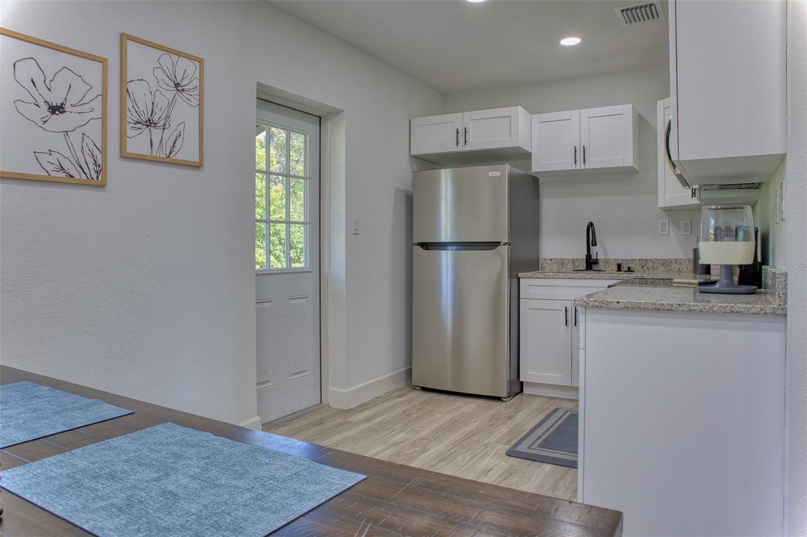 1301 WOODBINE ST — photo 15