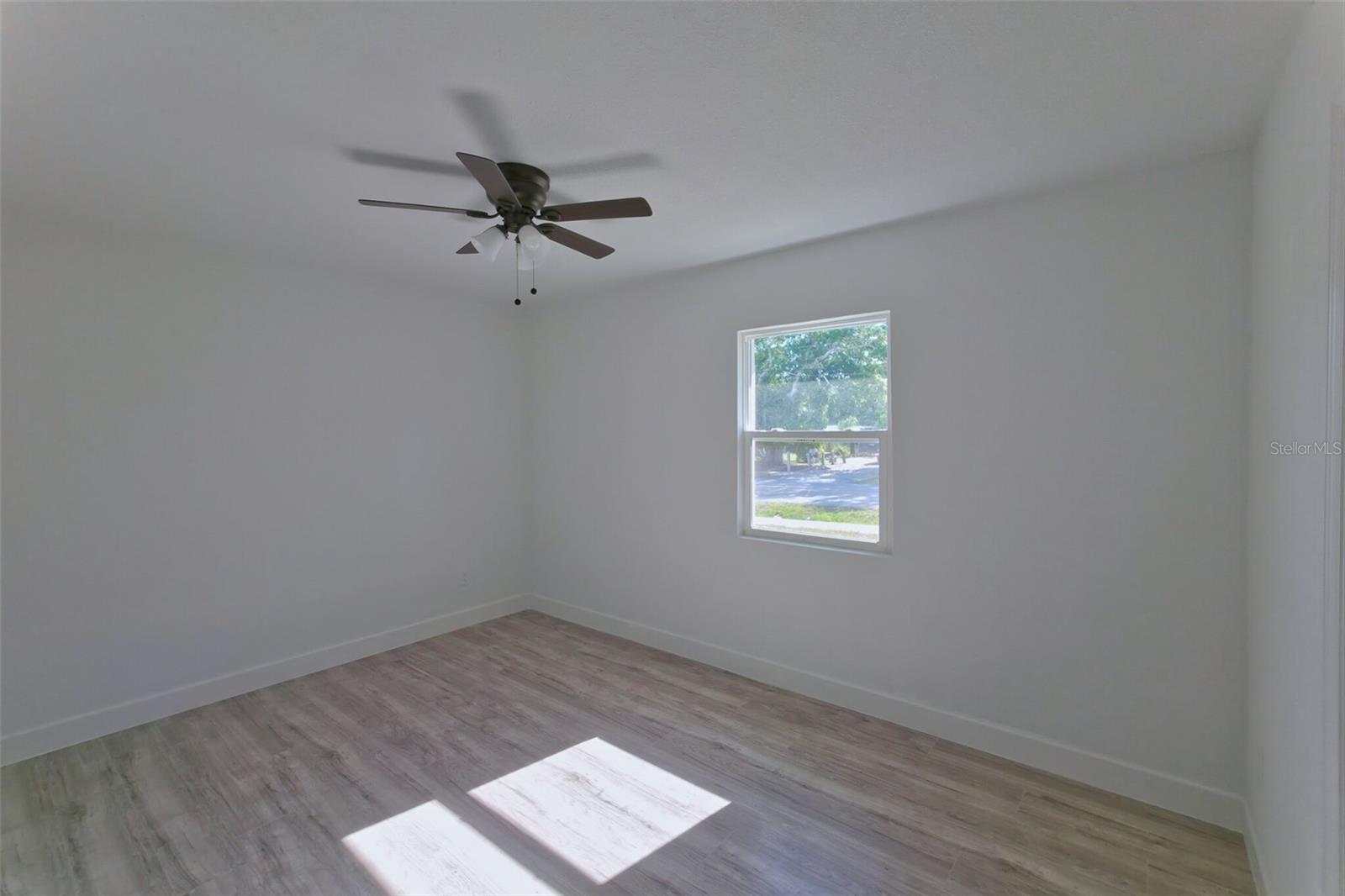 1301 WOODBINE ST — photo 28