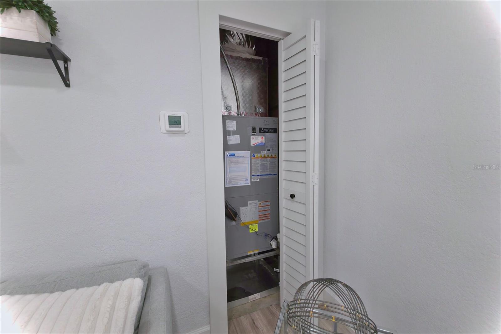 1301 WOODBINE ST — photo 36
