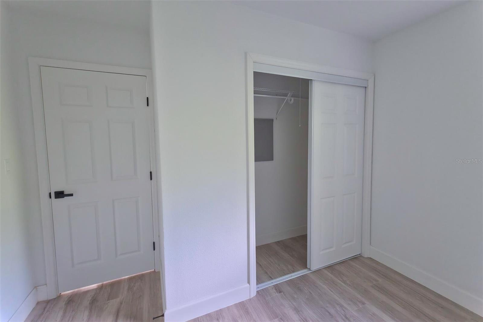 1301 WOODBINE ST — photo 27