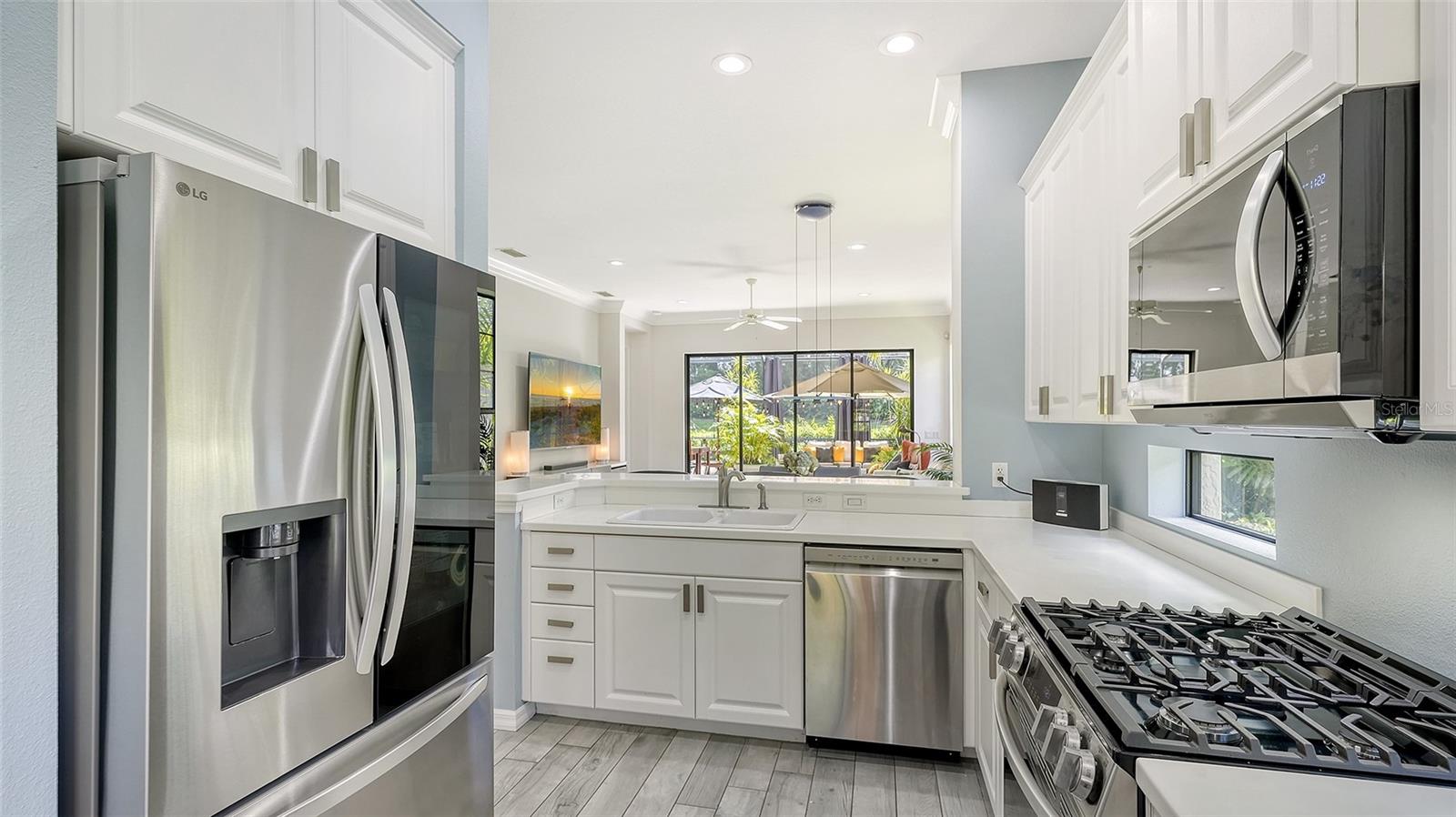 7223 PRESIDIO GLN — photo 17