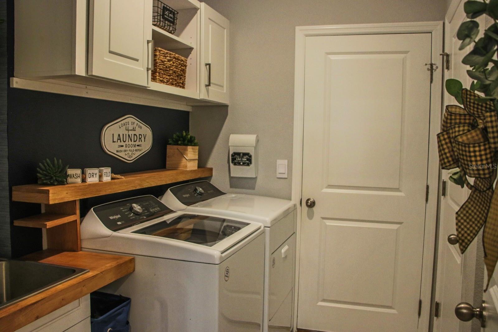 3413 IVY HOLLOW DR — photo 39