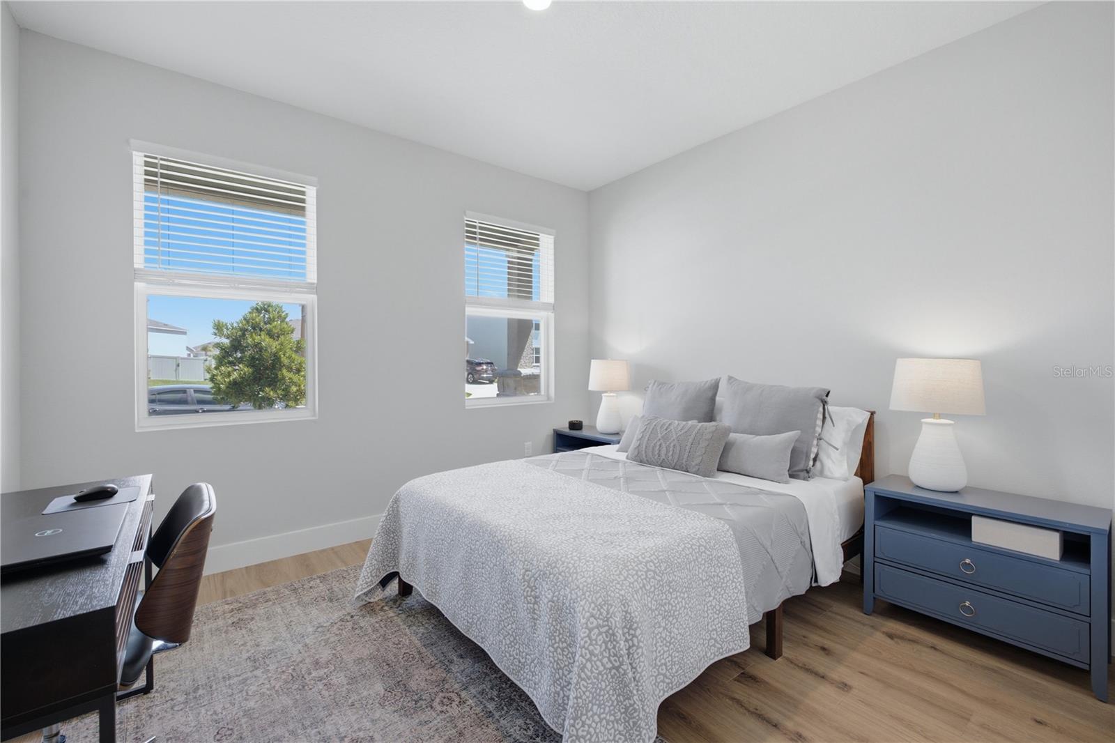 3413 IVY HOLLOW DR — photo 33