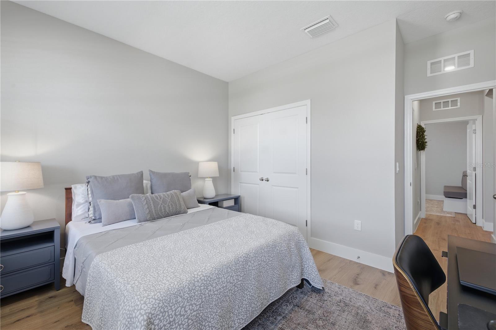 3413 IVY HOLLOW DR — photo 34