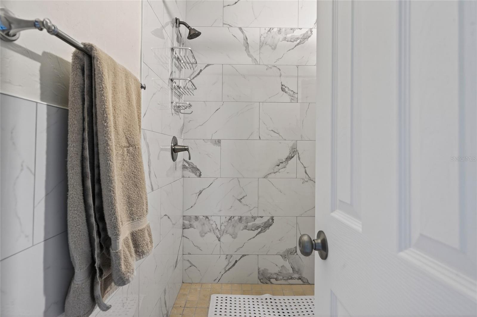 908 VILLAS DR #29 — photo 13