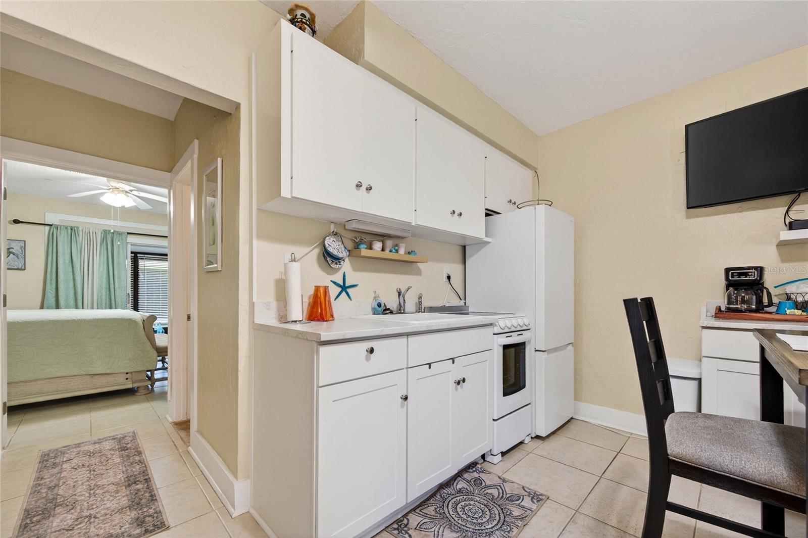908 VILLAS DR #29 — photo 6
